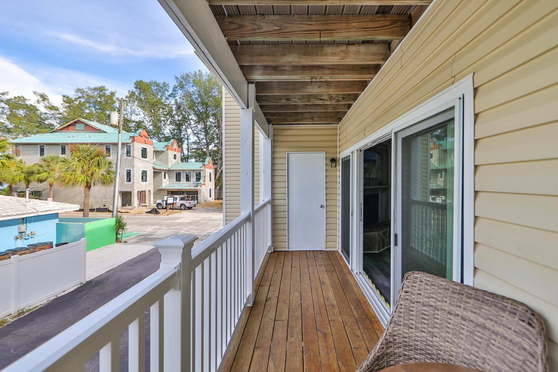 100 Steps To Beautiful Indian Rocks Beach, Oceanside, 2 Bedroom Updated Condo 클리어워터 비치 외부 사진